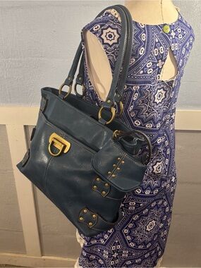 Nine West Teal Turquoise  Shoulder Bag with Gold Hardware with Coin Purse Large